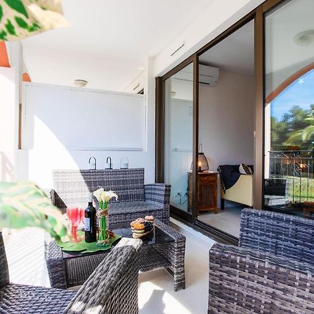 L'Ange Gardien Ap4269 By Riviera Holiday Homes Villefranche-sur-Mer Exteriér fotografie